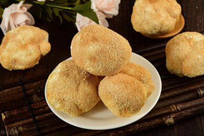 ​干猴头菇正确泡发步骤，简单操作的步骤，让猴头菇去苦味！