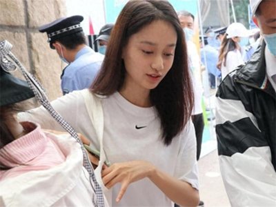 ​北电20级新生报到，高颜值帅哥美女云集，到底有多养眼