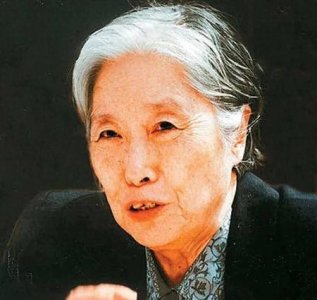 ​1981年，王光美当面要求康生的遗孀曹轶欧:立刻搬出干部楼！