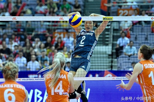 2018年世界女排联赛总决赛 中国队首轮3比1战胜荷兰队