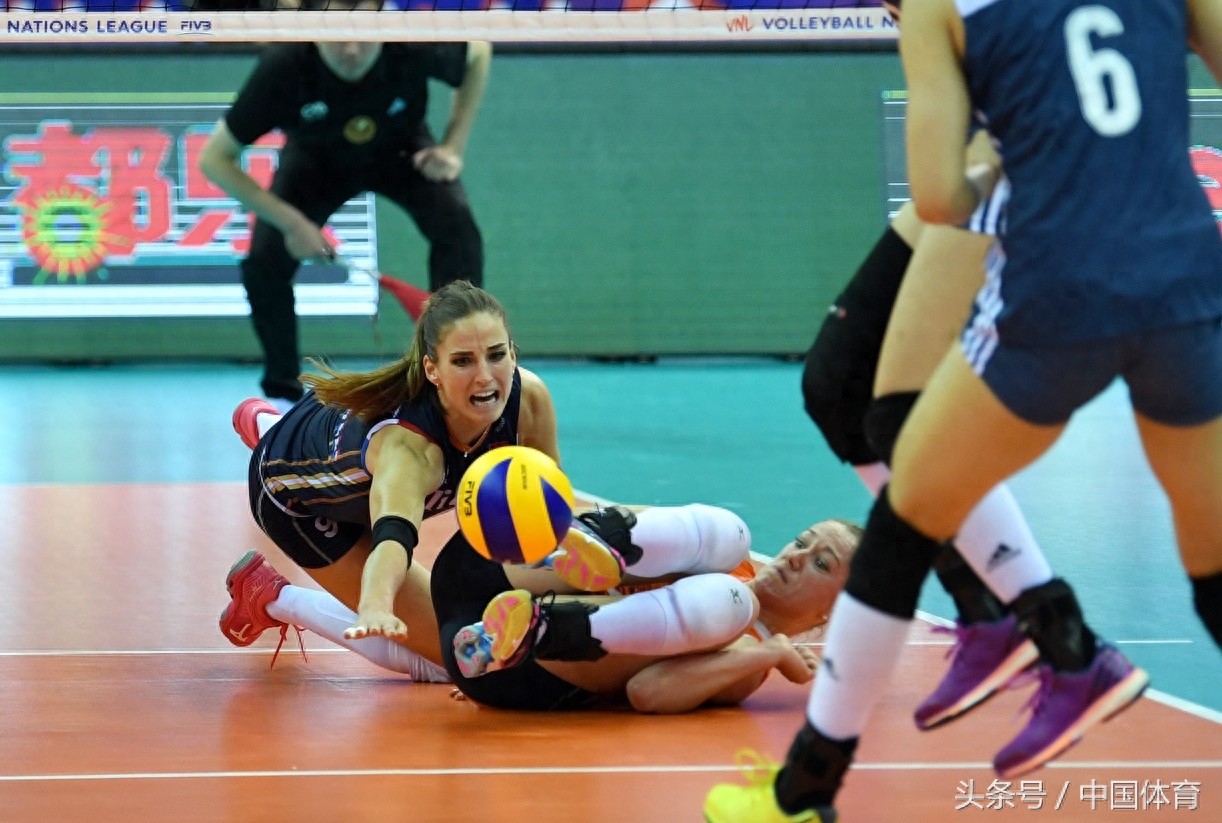 2018年世界女排联赛总决赛 中国队首轮3比1战胜荷兰队