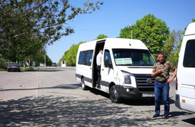 ​德左地区有多少人口呢？