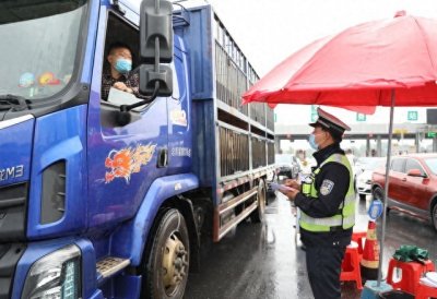 ​成都货车限行新规！4月起这些路段全天禁行