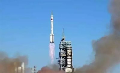 ​杨利伟:中国飞天第一人