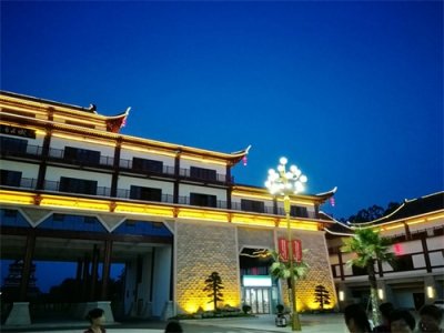 ​南宁出类拔萃高中，武鸣高中高考成绩喜人，继续稳居全区县中前列