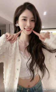 ​大哥不会喜欢老阿姨，斗鱼“白菜MM”突然开播，并没有回归的打算