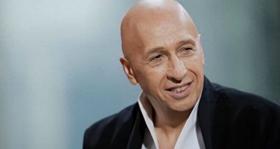 ​盛智文：美国百亿富豪退出美国国籍，带着全部身家，申请加入中国