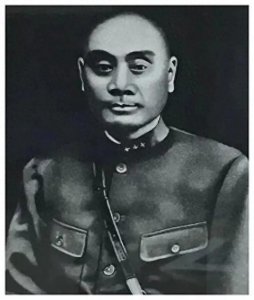 ​拥有四大兵种的“四川王”刘湘与蒋介石争斗，“吐血含恨”而亡