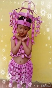 ​不许笑【衣服手工】幼儿园老师做的手工衣服，太美了！节日必备哦