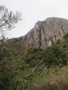 ​麦斜岩——石头博物馆