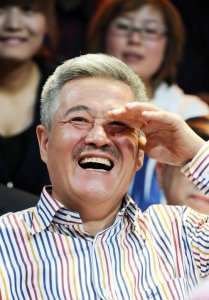 ​赵本山书法竟超越徐悲鸿？天价拍卖成为演艺圈最具有价值的字体