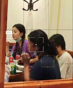 ​赵薇窦靖童拉萨游玩，