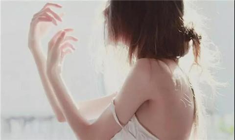 爱情中是否有先来后到吗？ 感动等于爱情吗？