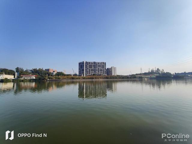 目前最好的几款折叠屏手机（三款热门折叠屏手机）(13)