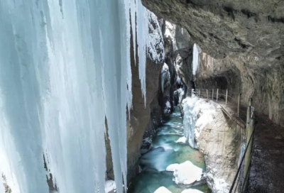 ​关于早上起床发个幽默心情说说