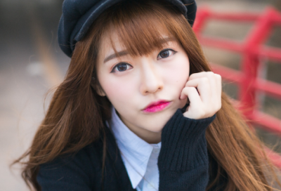 ​带那里的网名女生霸气